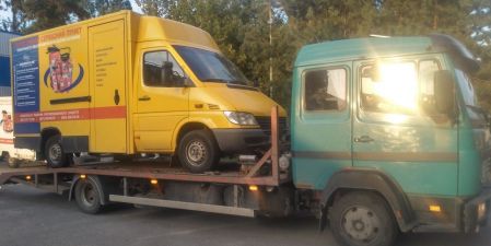 Евакуатор Берестейський проспект